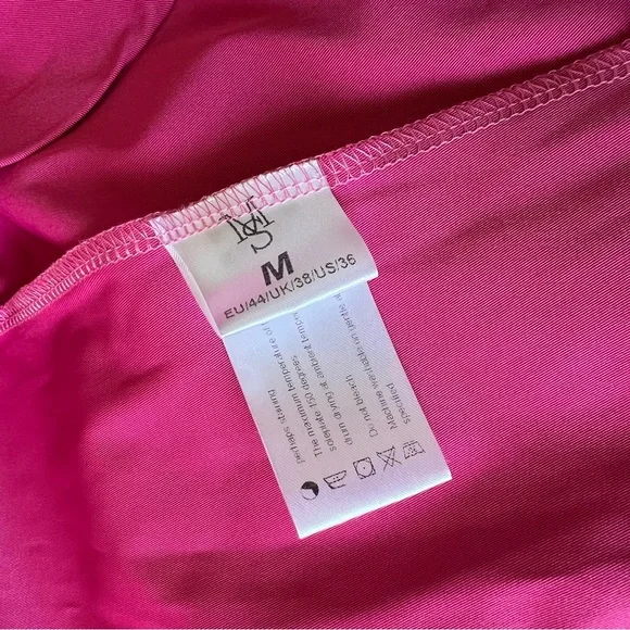 Gowns / Prom Dresses / Formal Dresses - Picture 8 of 11